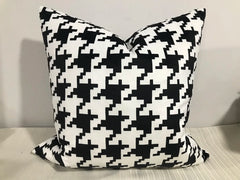 Modern Nordic Style Square Velvet Pillow Covers Soft Polyester Filled Removable Washable Woven Animal/Solid Pattern Decor